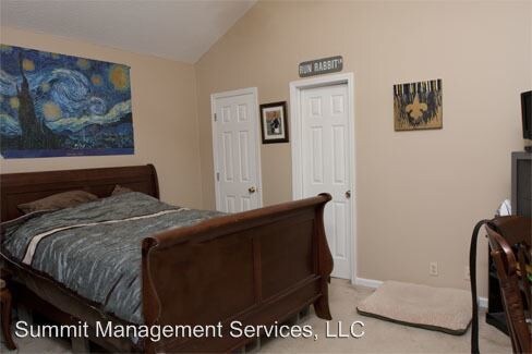 Building Photo - 2 br, 2 bath Room For Rent - 1011 Van Dorn