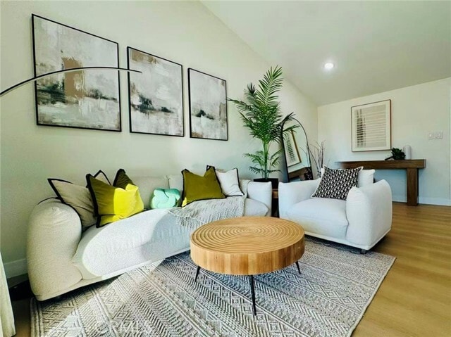 Foto del edificio - 1741 Warwick St