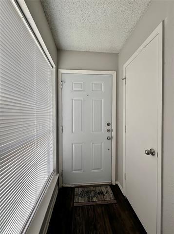 Foto del edificio - 1803 Ridgebrook Dr