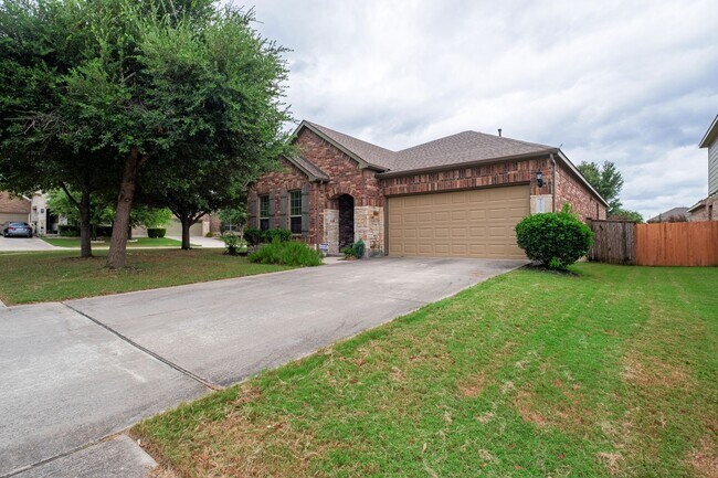 Foto del edificio - Peaceful 3 Bedroom, 2 Bath Home in Fantastic Paloma Lake Community!