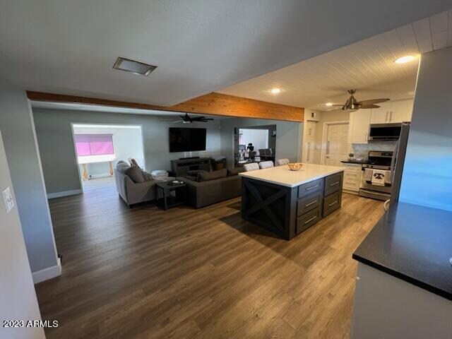 Foto del edificio - 715 W Tuckey Ln
