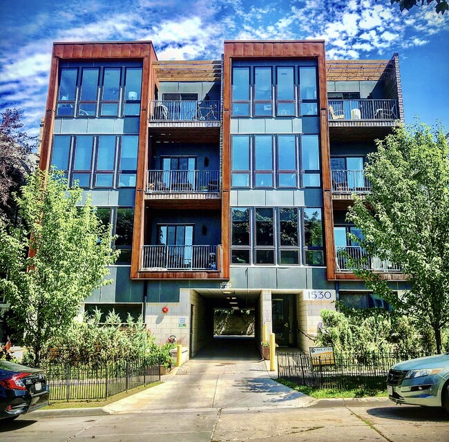 Building Photo - 1530 N Jackson St