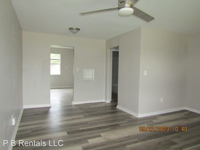 Foto del edificio - 3 br, 1 bath House - 1646 NW 27th Street