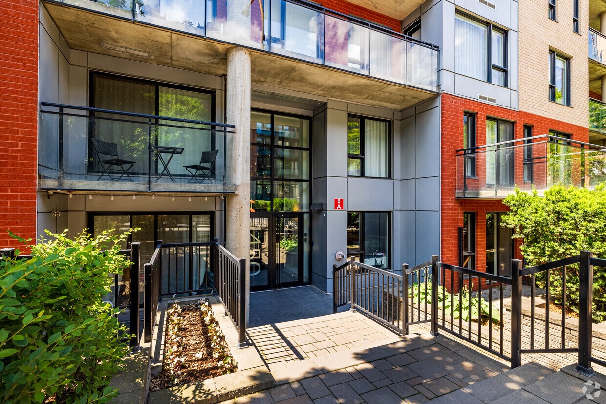 Photo du bâtiment - 1450 Rue Parthenais