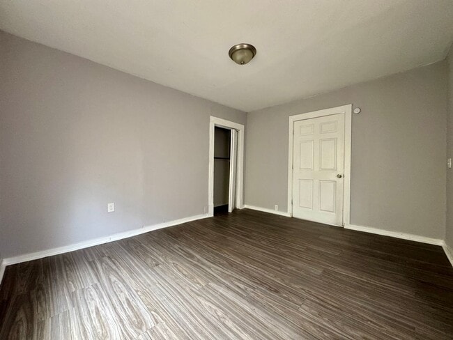 Foto del edificio - 3805 Alton Park Blvd