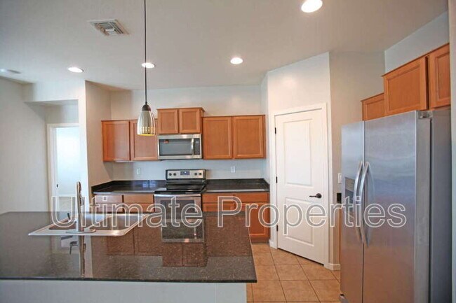 Building Photo - 23761 W Watkins St