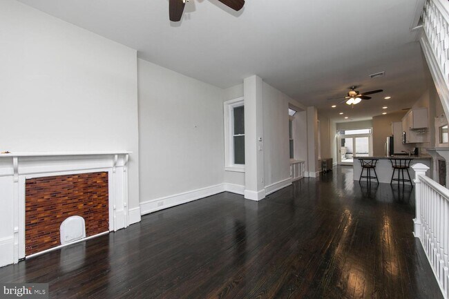 Foto del edificio - 777 N 27th St