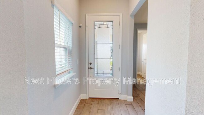 Building Photo - 177 Killarney Ave