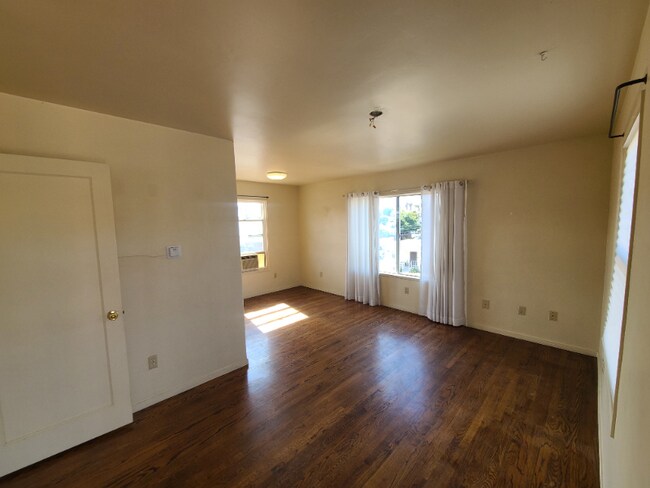 Foto del edificio - 6048 Bradford St