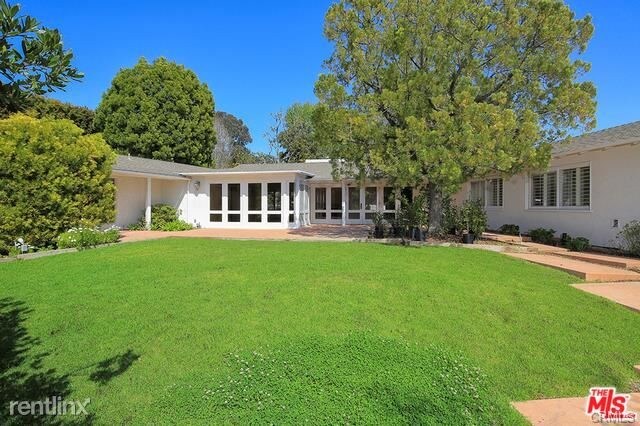 Building Photo - 535 N Tigertail Rd