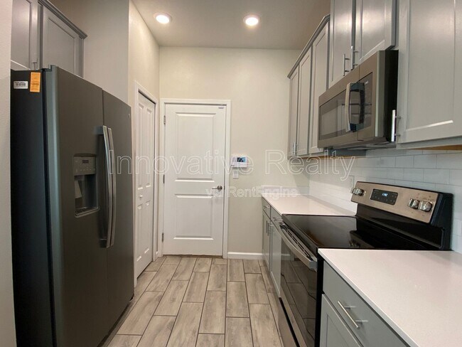 Foto del edificio - 9348 Tecumseh Dr