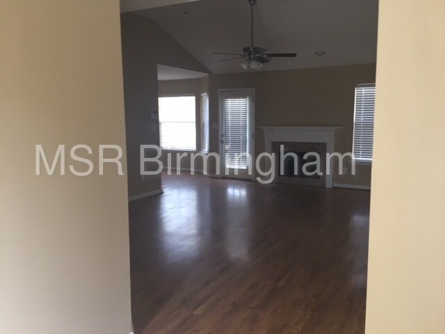 Building Photo - 126 Saint Charles Dr