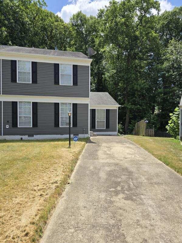 Primary Photo - 210 Susan Dr