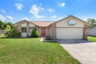 Building Photo - 13313 Briar Hollow Dr