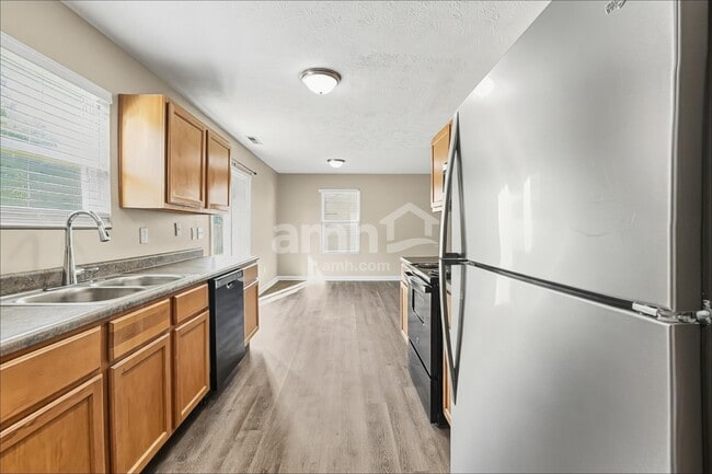 Building Photo - 3457 Black Forest Ln