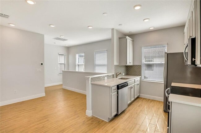 Building Photo - 6547 Rover Wy