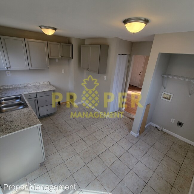 Foto del edificio - 3 br, 1 bath House - 4313 Genesee Avenue