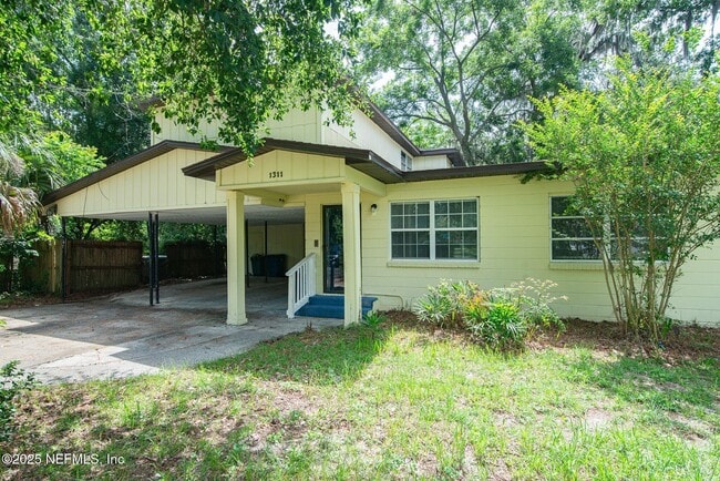 Building Photo - 1311 Pullen Rd