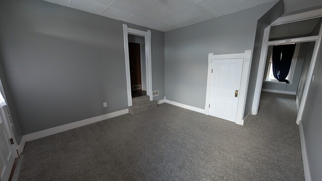 Building Photo - 106 Jets Rd
