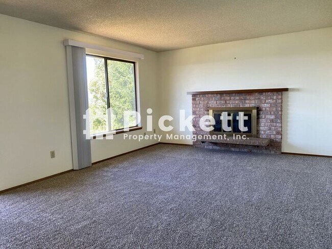 Foto del edificio - 3340 Narrows View Ln NE