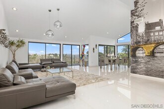 Building Photo - 6423 Caminito Aronimink