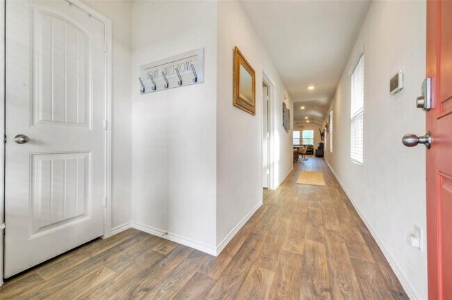 Building Photo - 270 Dorchester Dr