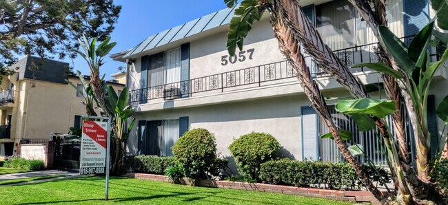 Foto del edificio - 5057 Klump Ave