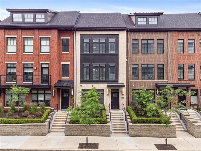 Building Photo - 1726 Waterfront Pl