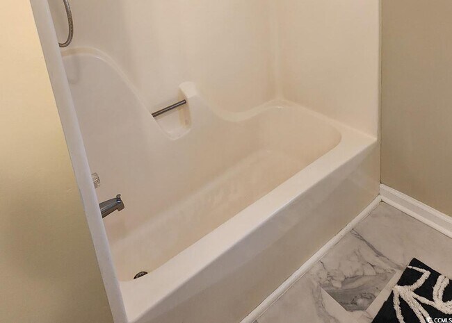 Foto del edificio - 220 Flag Patch Rd