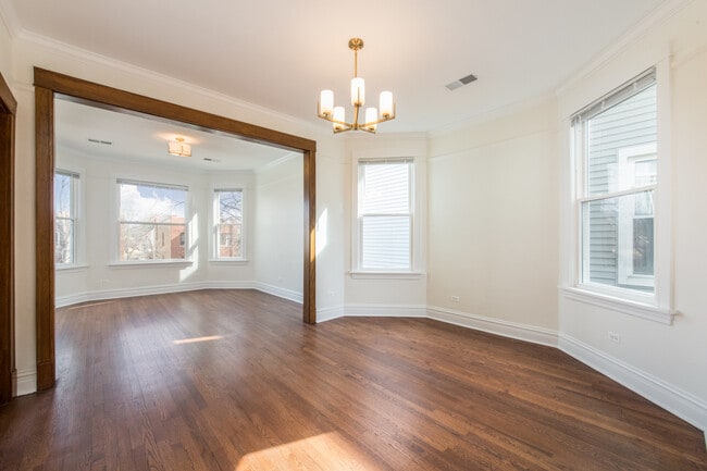 Foto del edificio - 3446 N Springfield Ave