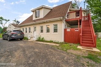 Building Photo - 96 Wilson Ave