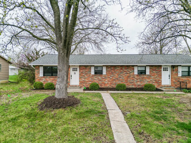 Building Photo - 3405 Balboa Ln