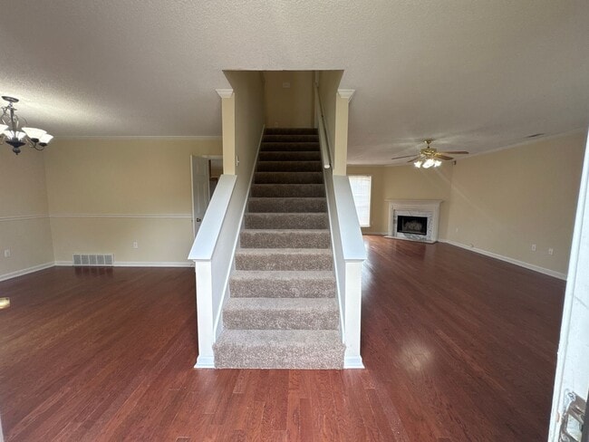 Building Photo - 792 Silver Sands Dr