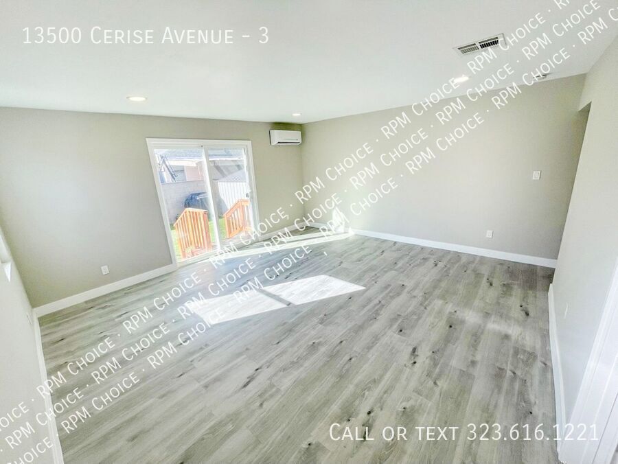 Primary Photo - 13500 Cerise Ave