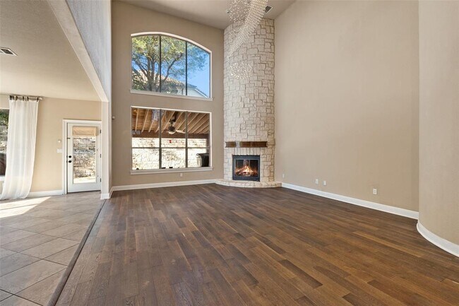 Foto del edificio - 11629 Woodland Hills Trail