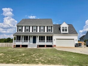 Building Photo - 7588 Rolling Hill Rd