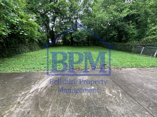 Foto del edificio - 3108 Greggwood Dr