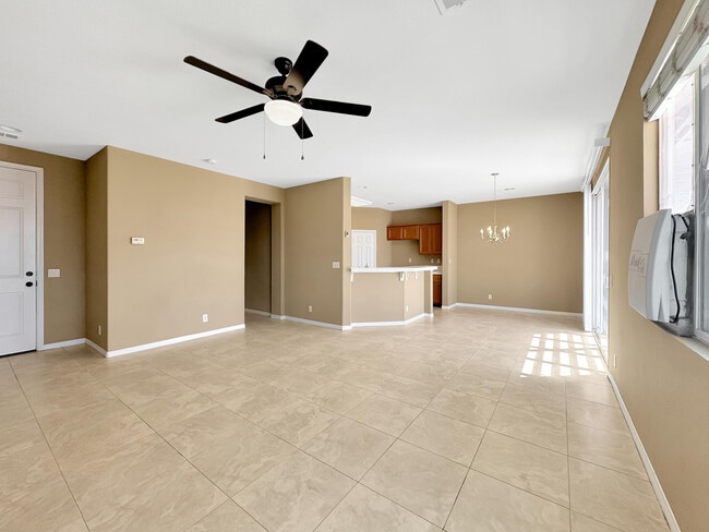 Foto del edificio - 11693 Mountain Hawk Ln