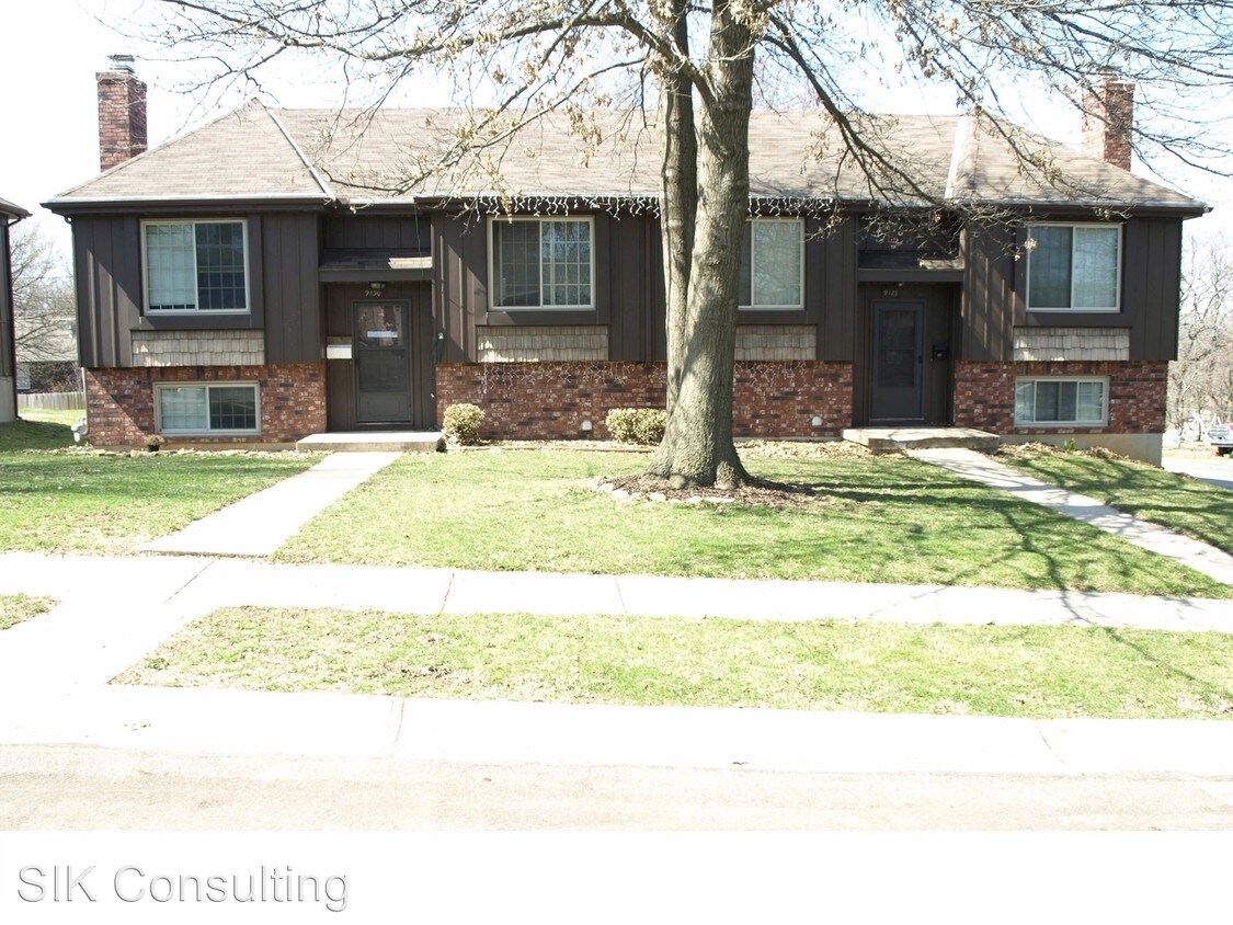 Primary Photo - 9128 W 78th St