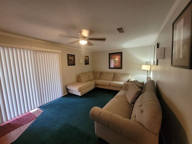 Foto del edificio - 2-bedroom 1-bath