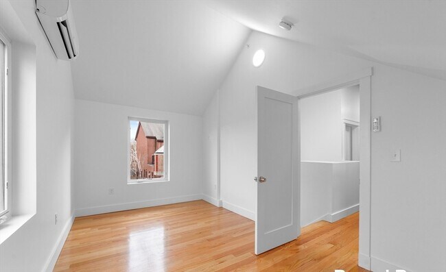 Foto del edificio - 140 Prospect St
