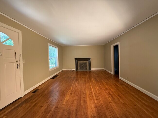 Foto del edificio - 4111 Aberdeen Rd