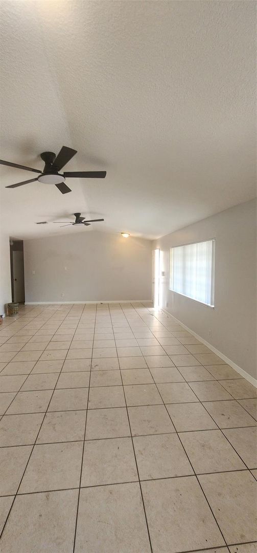 Foto del edificio - 2005 SW 99th Ave