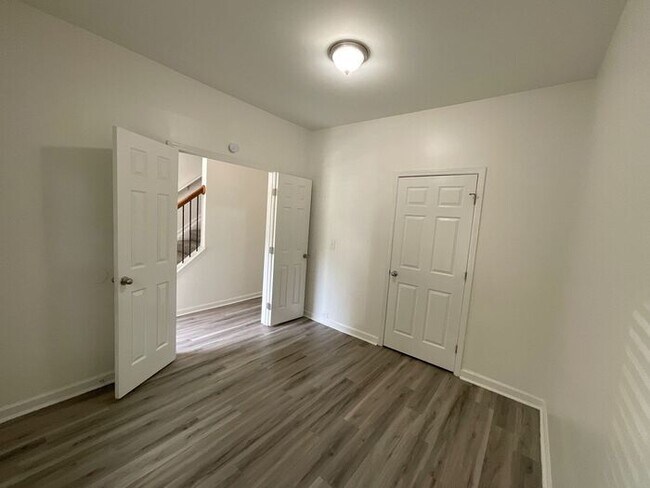 Foto del edificio - 585 McWilliams Rd SE