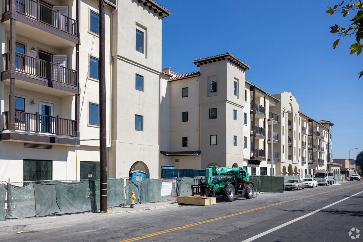 10/1/21 ; Construction Photo - Fairview Heights Apartments