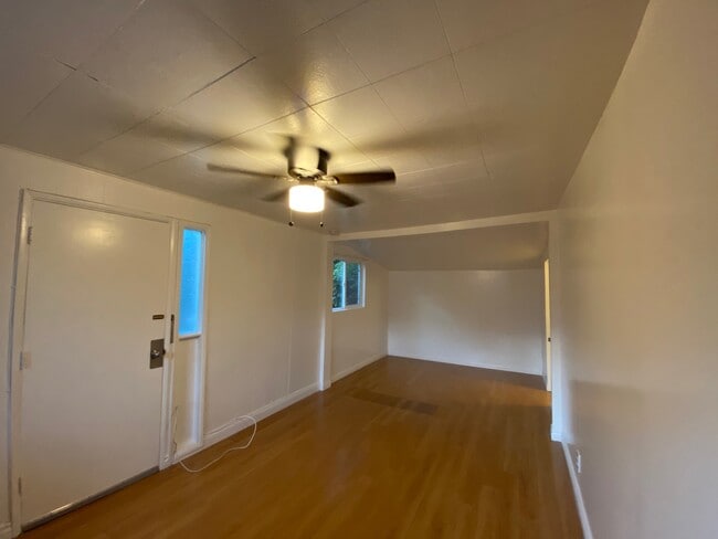Building Photo - 1348 N Spaulding Ave