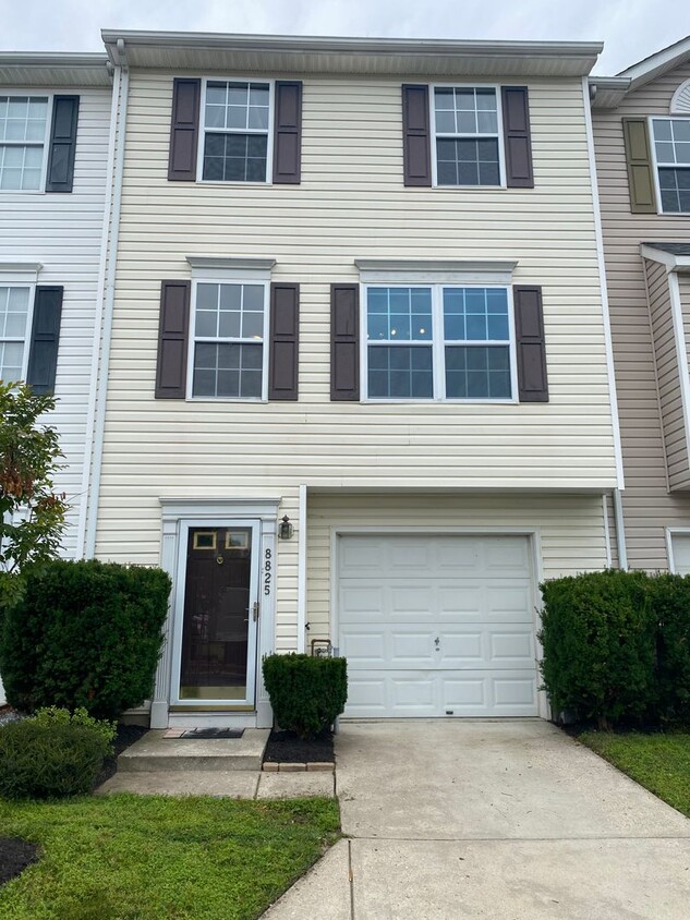 Foto principal - Beautiful 3Bd/3Bth TH in Howard County!!