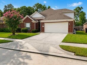 Building Photo - 1330 Yucca Mountain Dr