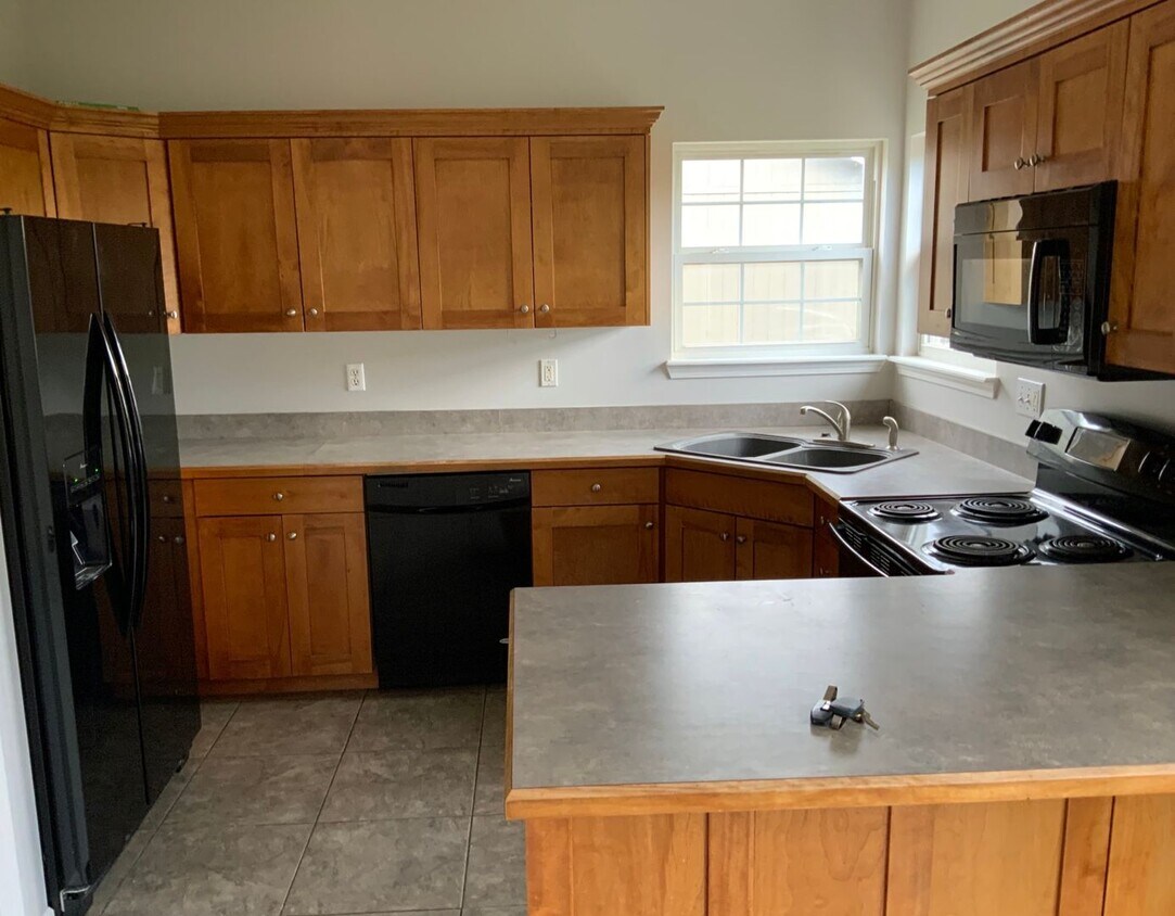 Foto del edificio - 3 Bedroom Split Entry