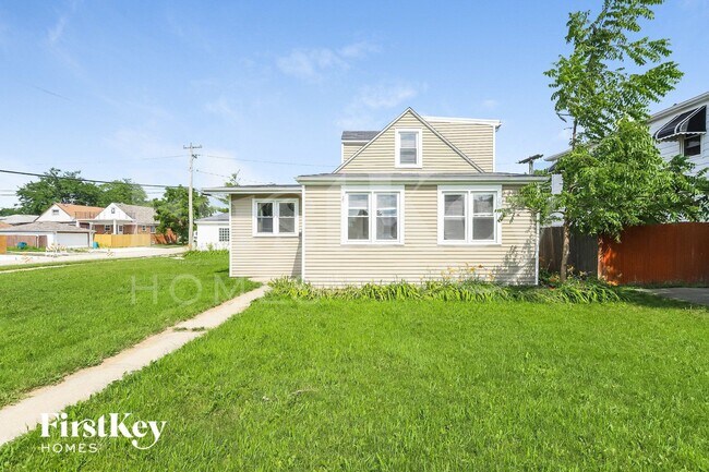 Foto del edificio - 7803 S Central Ave